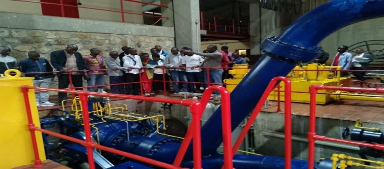 EXCURSION DES ETUDIANTS DE LA SECTION PHYSIQUE TECHNOLOGIE