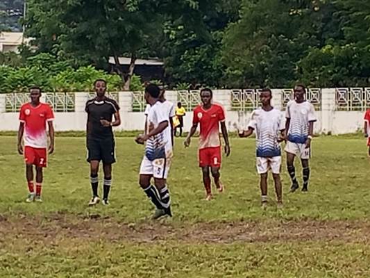 Participation de l’ENS lors des demi-finales du tournoi de football.